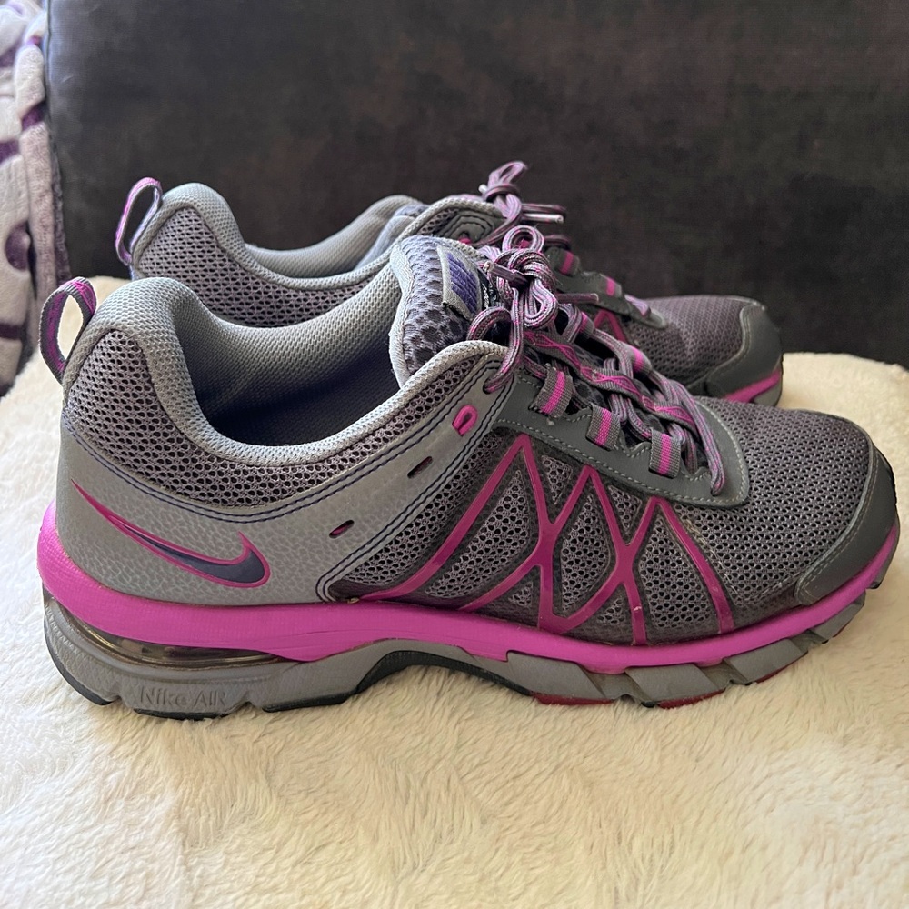 Nike Air Trail Ridge 2 Women’s Running Shoes Size 10